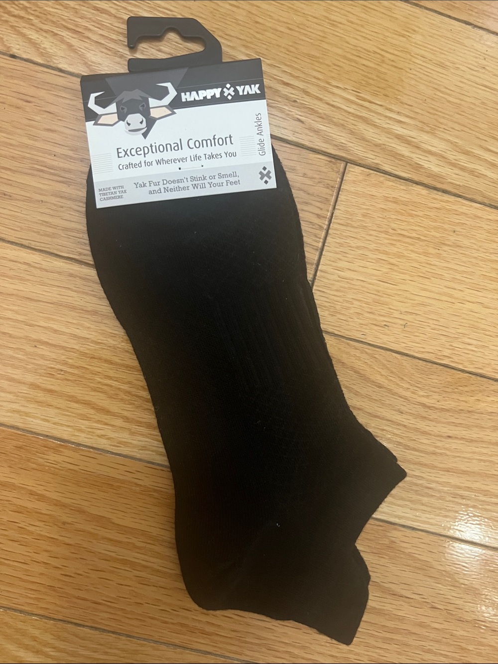 Happy Yak NWT Black Glide Ankle Socks - Large - Exceptional Comfort